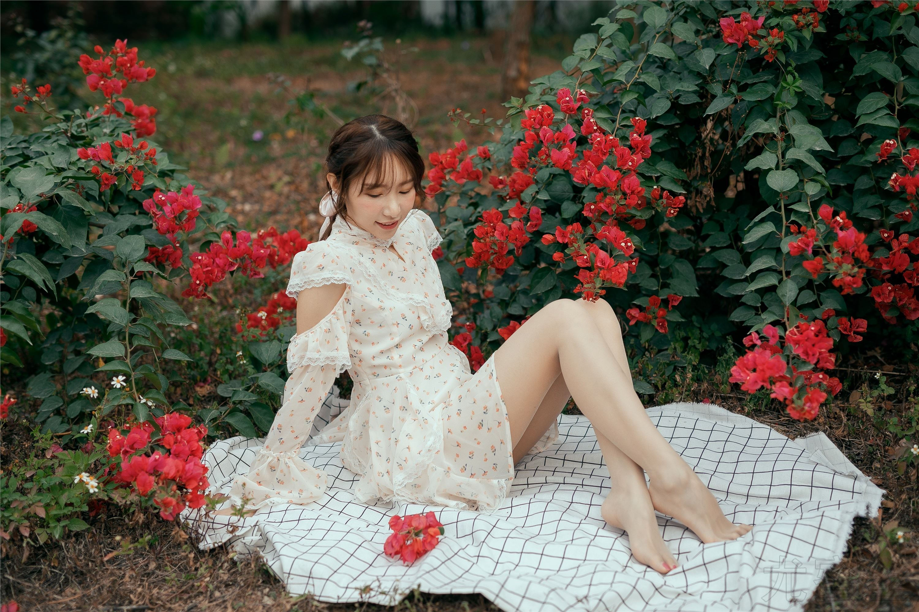 尤蜜丝 穿搭写真 NO.041